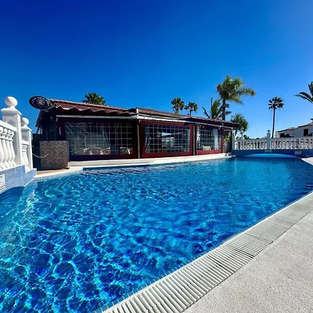 Villa The Retreat Golf Del Sur *