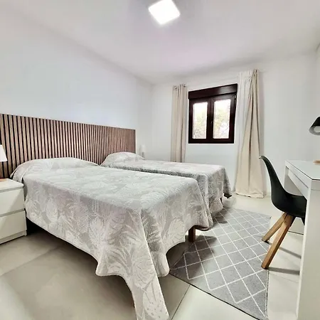 Вилла The Retreat Golf Del Sur Сан Мигель