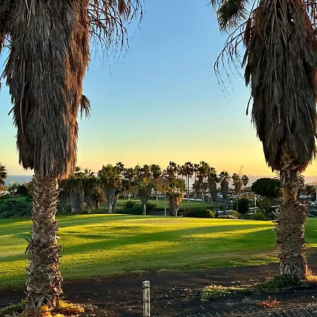 The Retreat Golf Del Sur Вилла Сан Мигель