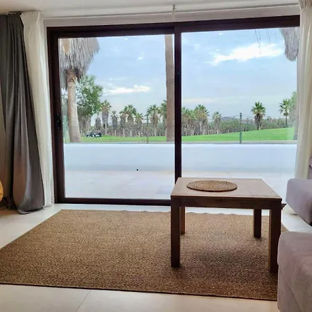 וילה The Retreat Golf Del Sur סן מיגל דה אבונה