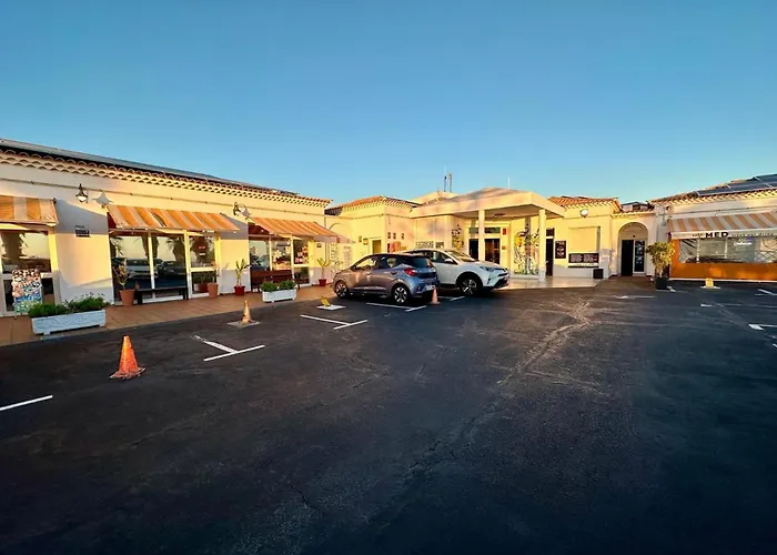 The Retreat Golf Del Sur Villa *