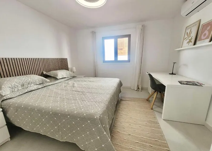 The Retreat Golf Del Sur Villa *